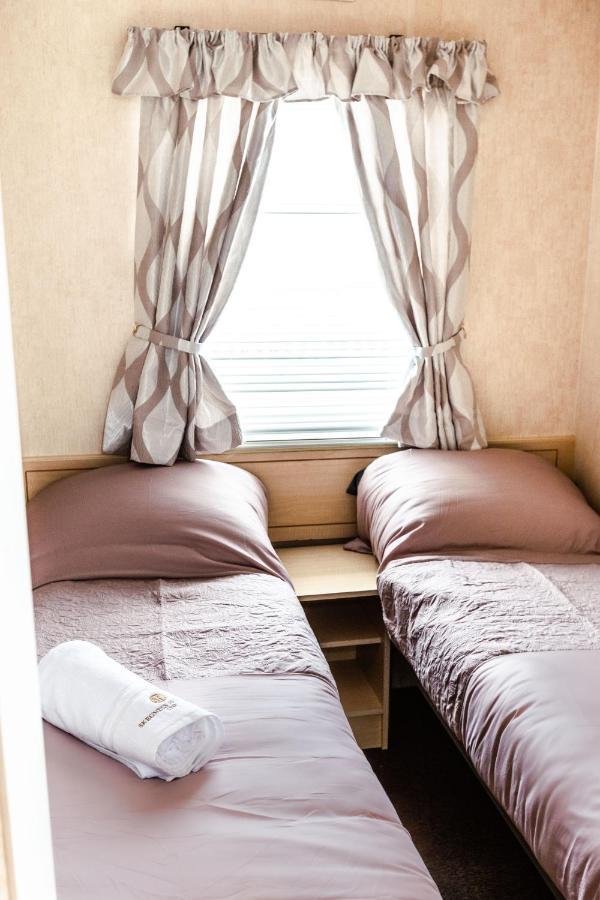Kings Caravan - Family Groups Only - Very Quiet Park Villa Skegness Exterior foto
